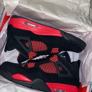 Jordan 4 Red Thunder